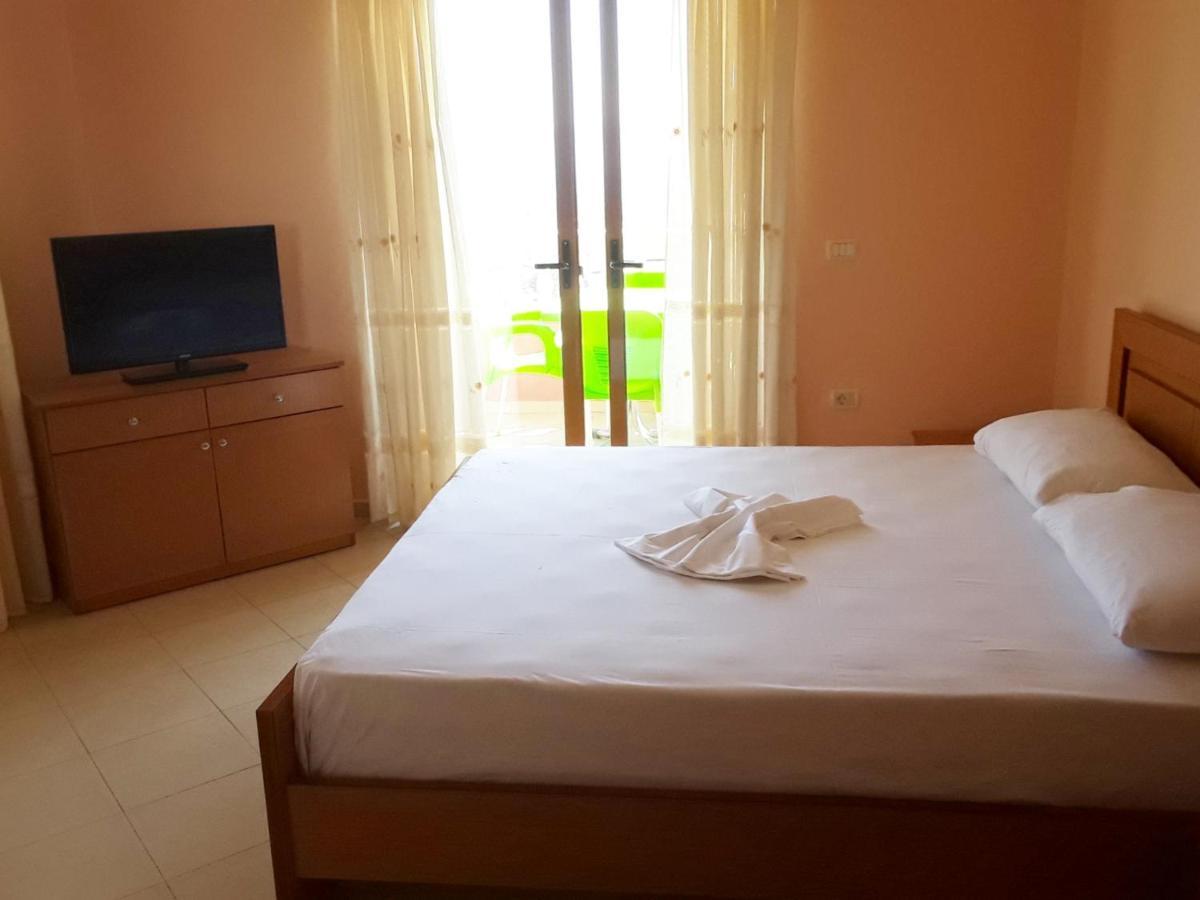 Vila Jakupi Apartment Sarande Exterior photo